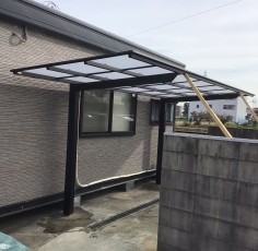 愛知県稲沢市　Ｉ様　Ｔ様　サイクルポート取付工事