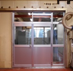 愛知県あま市　某様　アルミ製ドア取付工事
