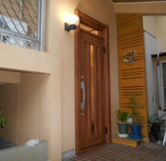 愛知県名古屋市　Ｆ様　Ｈ様邸　リシェント玄関ドア３取付工事