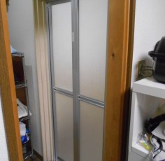 清須市　Ａ様　浴室中折ドアカバー工法工事
