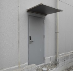 愛知県名古屋市　Ｆ様　スチールドア&ひさし取付工事