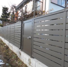 愛知県あま市　Ｔ様　ロンカラーガラスドア取付工事