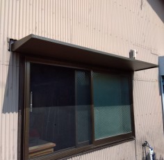 愛知県あま市　某様　ユニットひさしキャピアＦ型取付工事