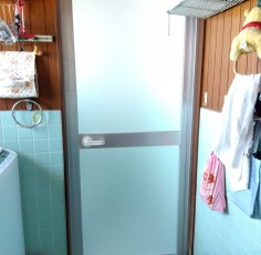 愛知県あま市　某様　浴室ドアカバー工法工事