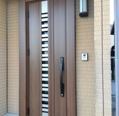 愛知県あま市　某様　リシェント玄関ドア３取付工事
