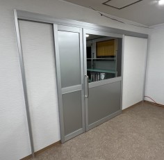 愛知県名古屋市　某様　アウトセット引戸取付工事