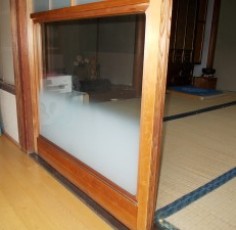 愛知県清須市　某様　室内建具硝子割替工事