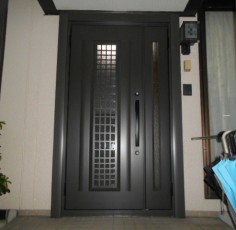 愛知県清須市　Ｎ様邸　リシェント玄関ドア３取付工事