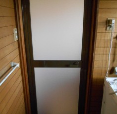 あま市　Ｋ様邸　浴室ドア　カバー工法